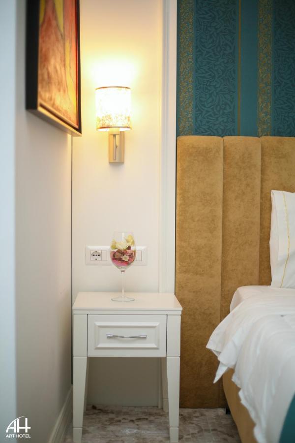 ART Hotel Tirana Bagian luar foto