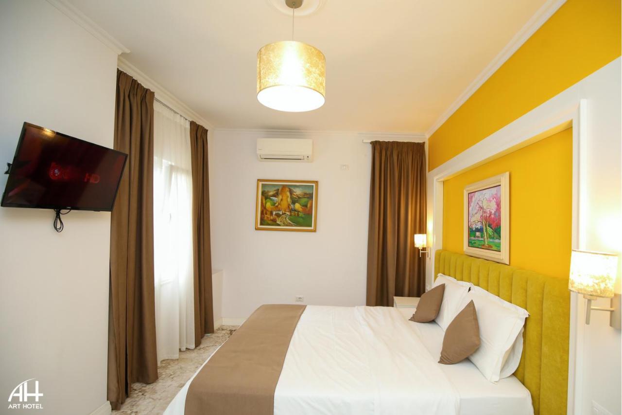 ART Hotel Tirana Bagian luar foto