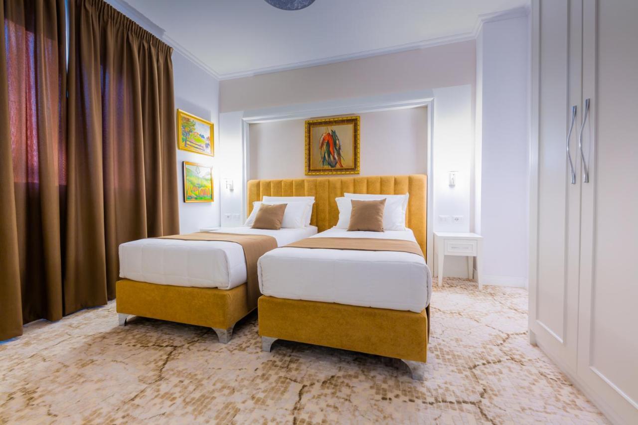 ART Hotel Tirana Bagian luar foto