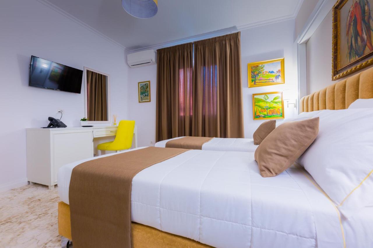 ART Hotel Tirana Bagian luar foto