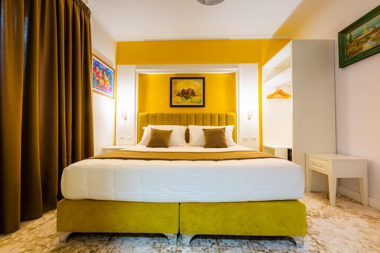 ART Hotel Tirana Bagian luar foto