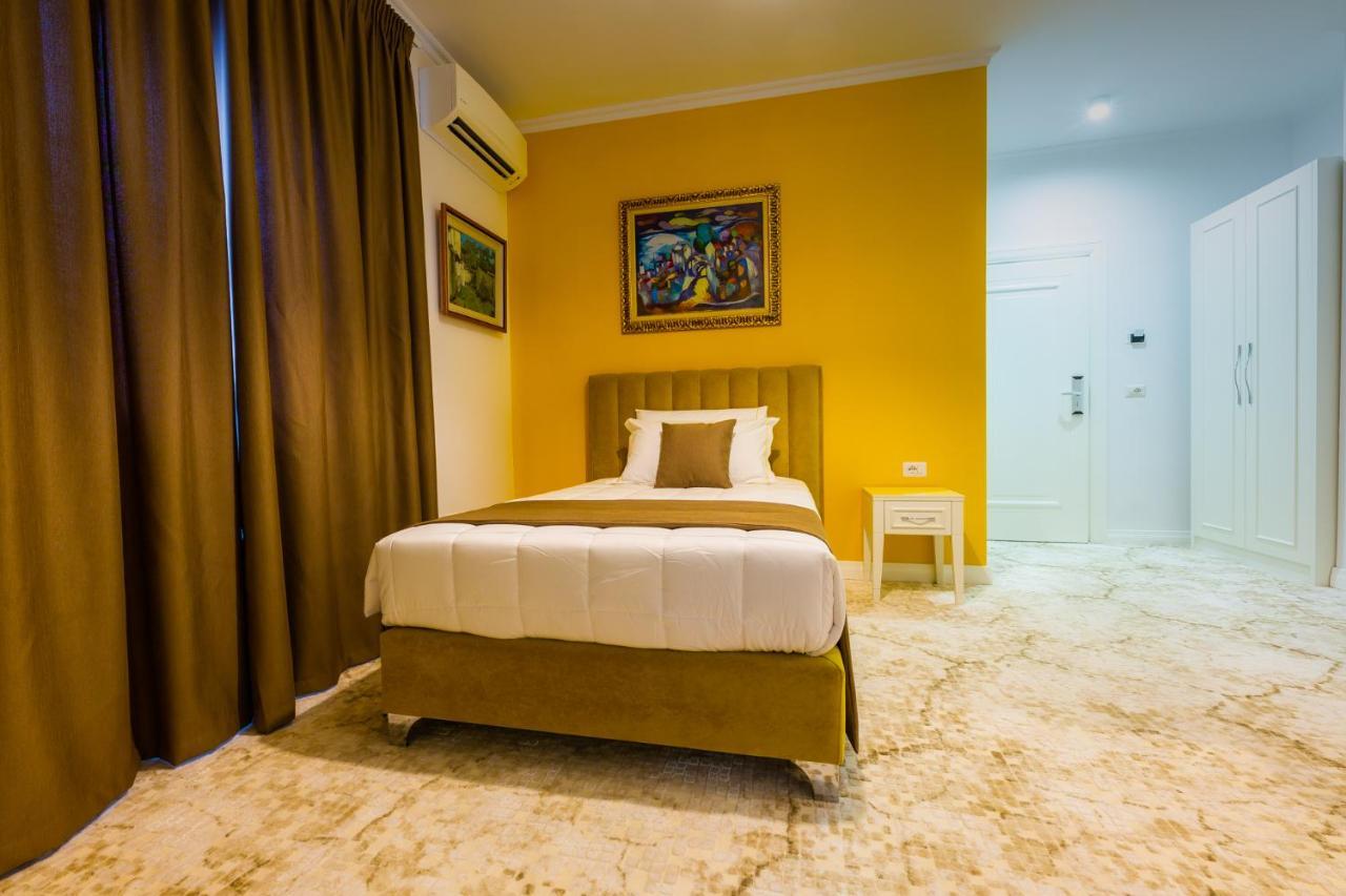 ART Hotel Tirana Bagian luar foto